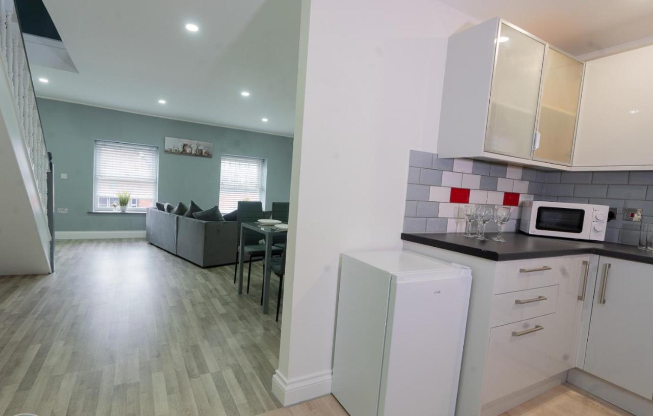 Modern Apartment In Liverpool City Centre Екстер'єр фото