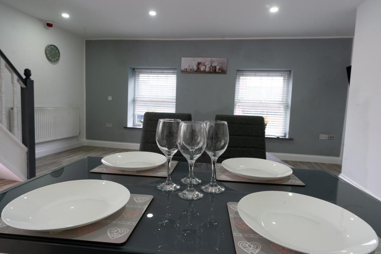 Modern Apartment In Liverpool City Centre Екстер'єр фото